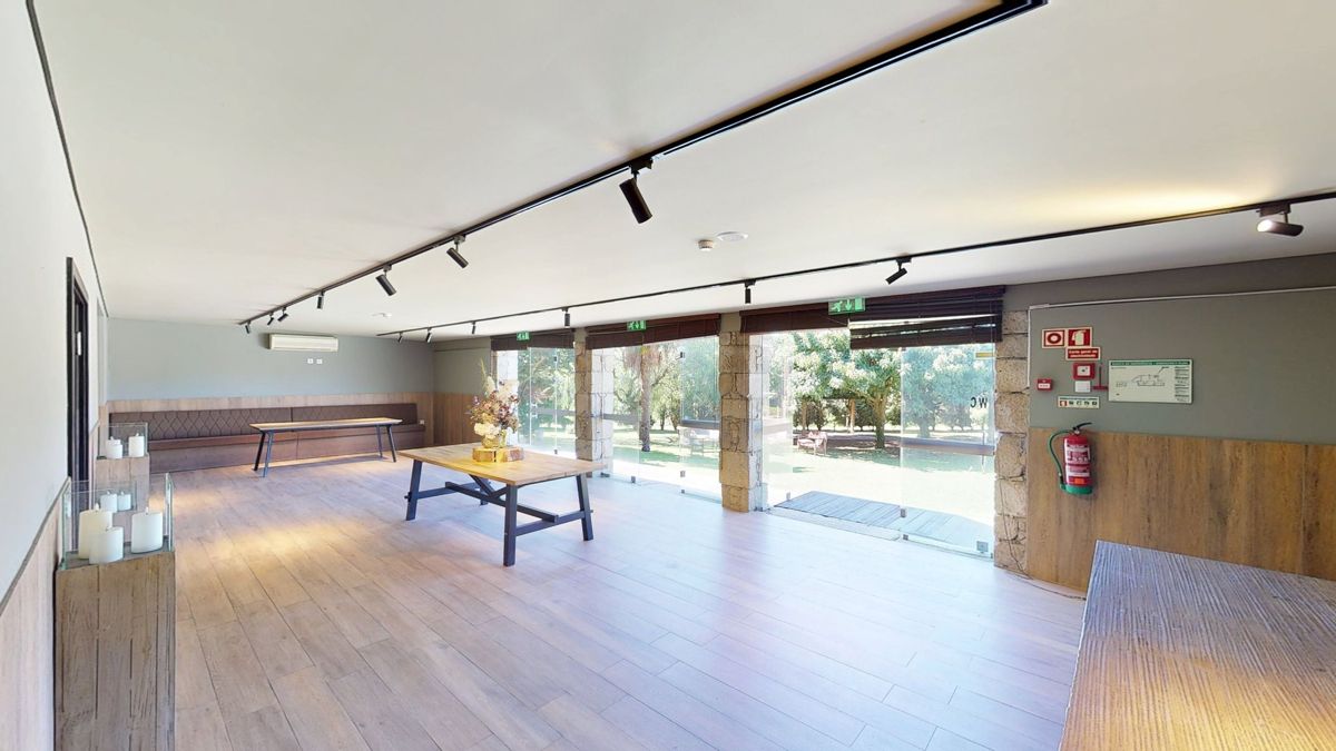 Visita virtual 360° à Sala Jardim da Quinta do Alferes de Crasto